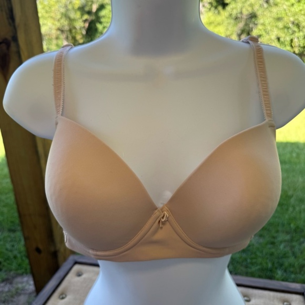 Olga Tan Underwire Bra with floral details on the side